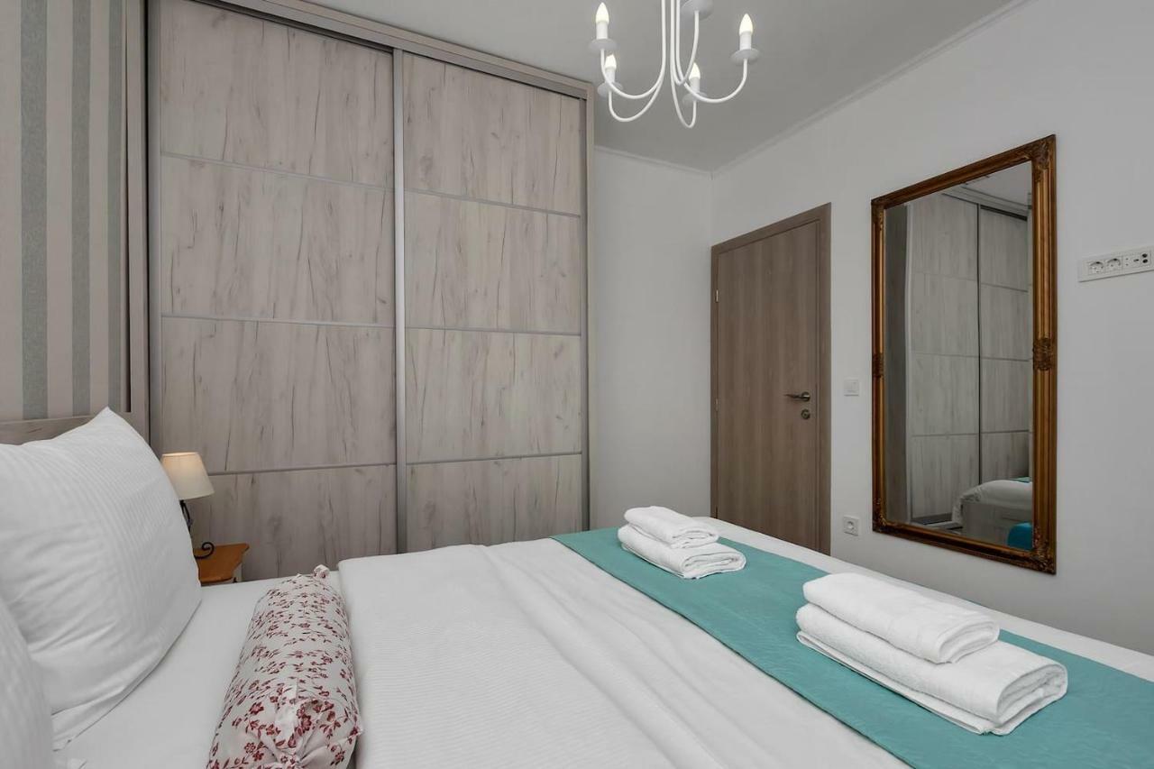 Charming Apartment Tissa With Sea View Makarska Ngoại thất bức ảnh